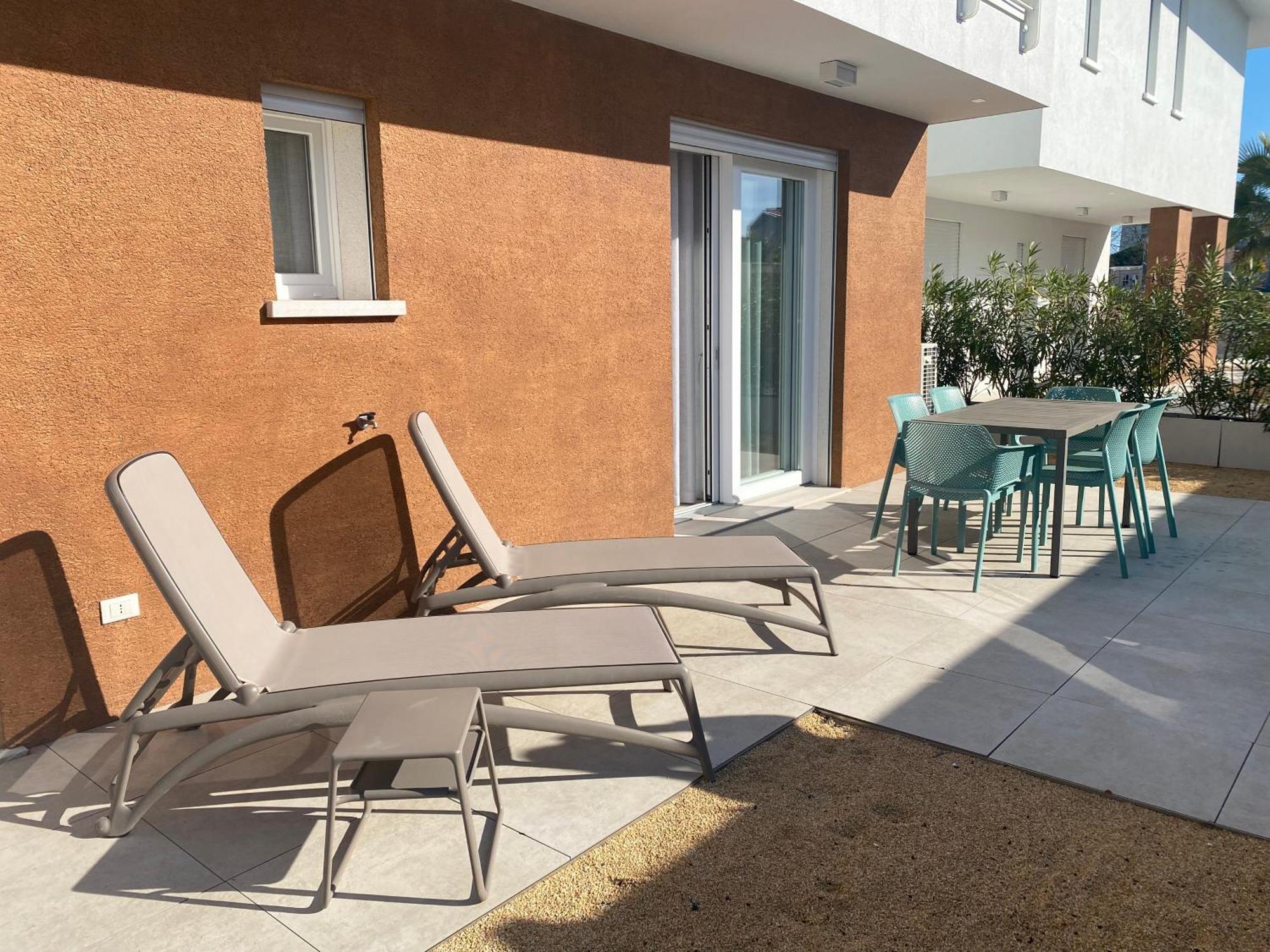 Sun Beach Residence Con Piscina - Piazza Brescia - Adria Holiday Jesolo - Family Apartments Zimmer foto